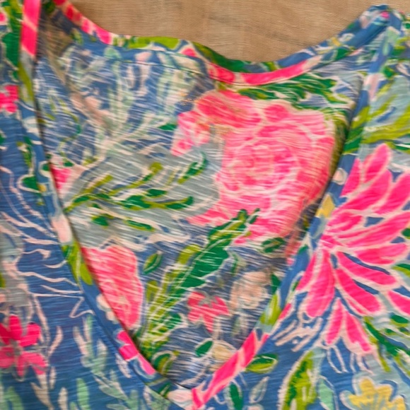 Lilly Pulitzer Boxy Blue and Pink Blouse - Picture 2 of 4